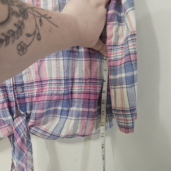 Alfred Dunner Long Sleeve Button Up Blouse With Tie Front! - Picture 4 of 4